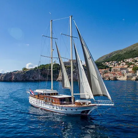 M/y Vivere دوبروفينك